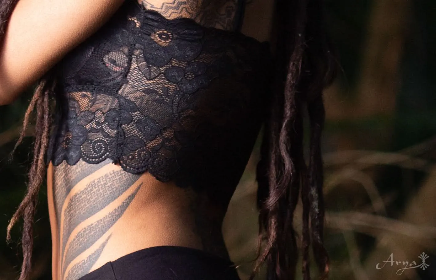 Wireless Lace Burlesque Bra